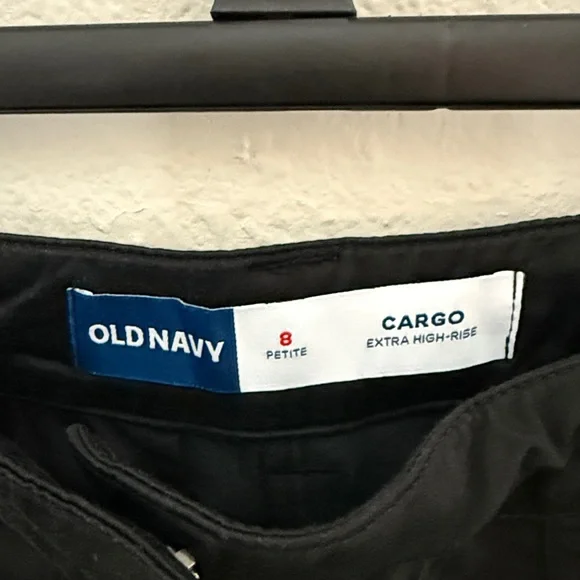 Old Navy Black Extra High-Rise Cargo Pants - Picture 2 of 3
